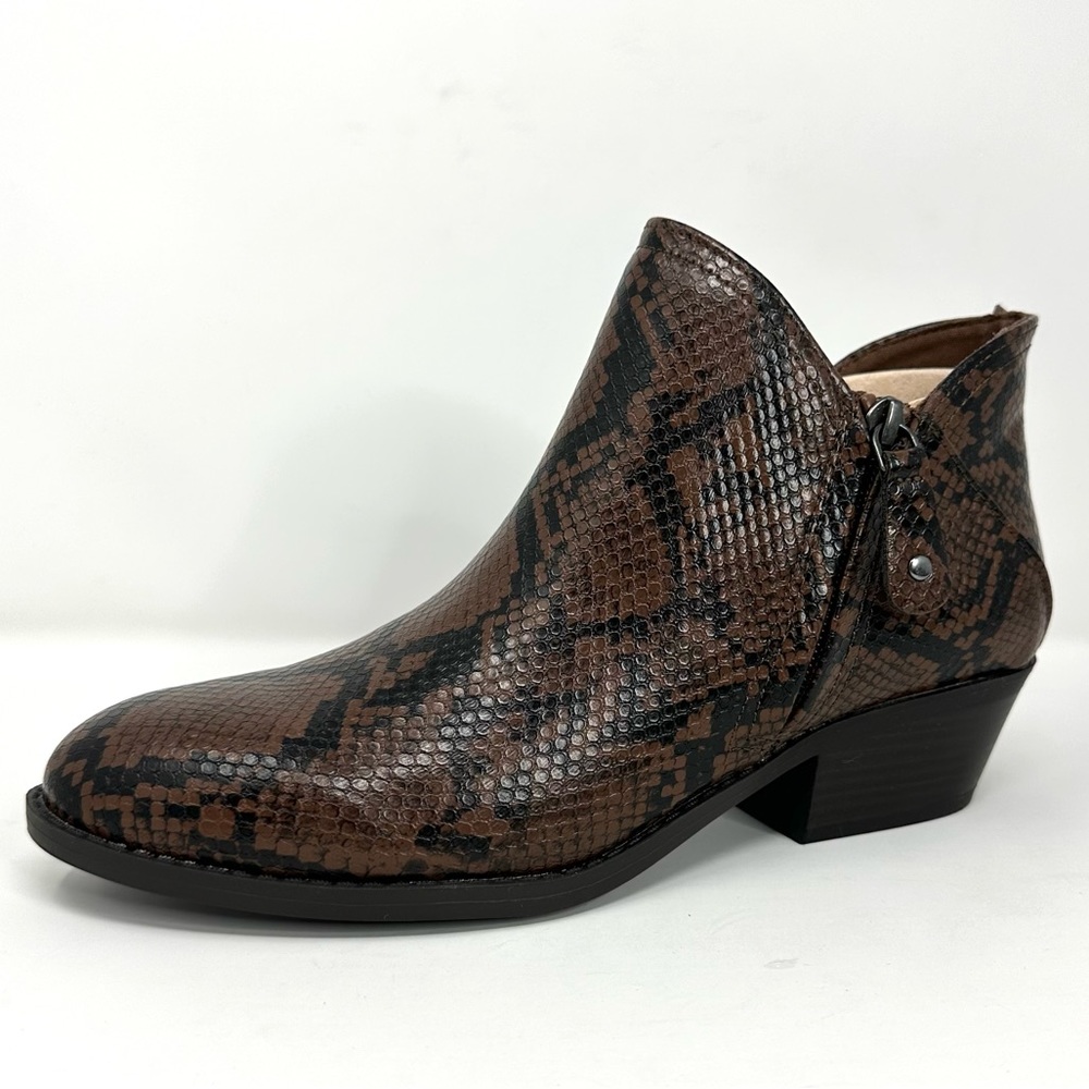 SO Angelfish Women's Brown Snake Ankle Boots - Picture 12 of 15